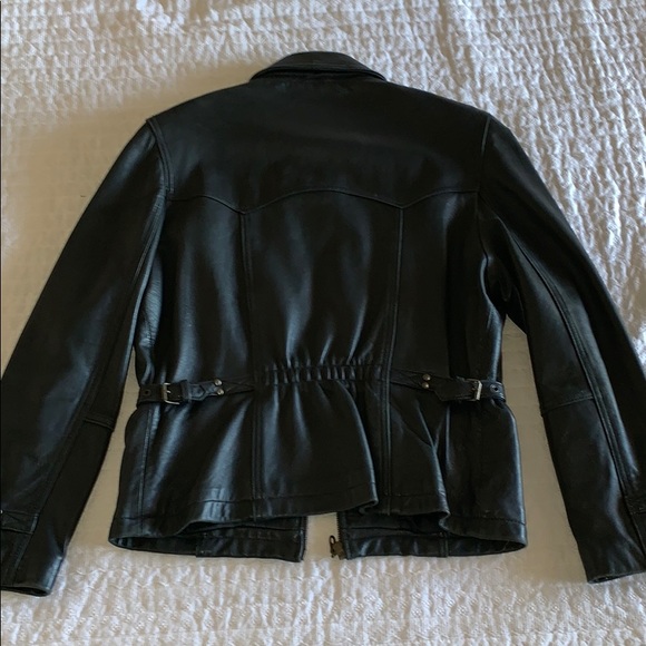 Women’s Valerie Stevens Leather Jacket - Picture 2 of 5